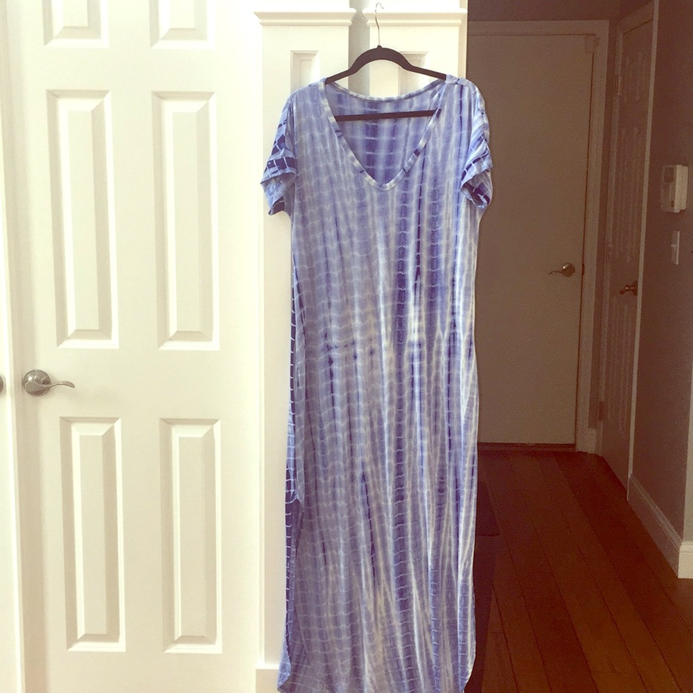 Blue tie dyed maxi dress
